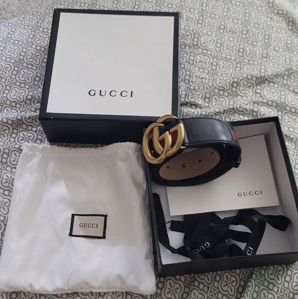 (SOLD) Gucci Black Leather Belt with Gold Buckle